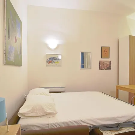 Quiet In The Center Of Apartment