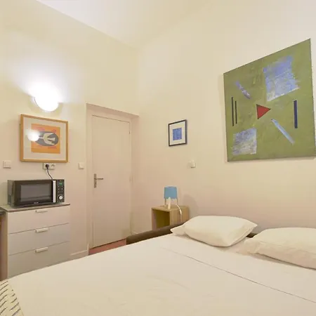 Quiet In The Center Of Apartment